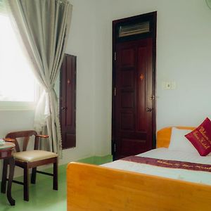 Eden Hotel